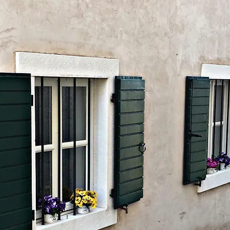 Gostinjska kuća Daky 4*