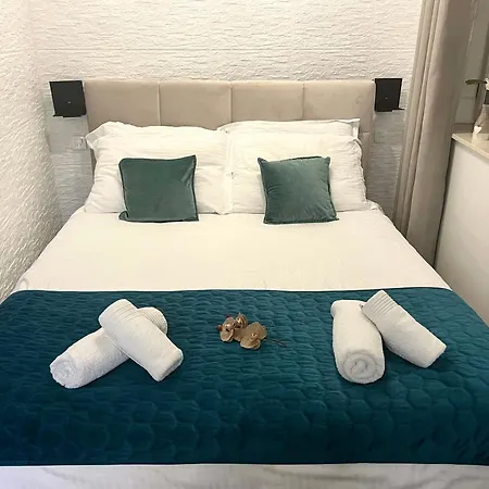 Daky Πανσιόν 4*