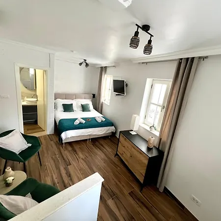 Daky Guest house