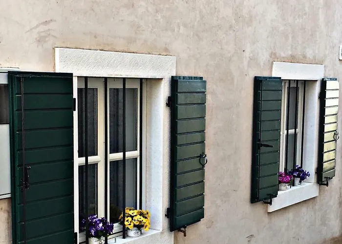 Gostinjska kuća Daky 4*