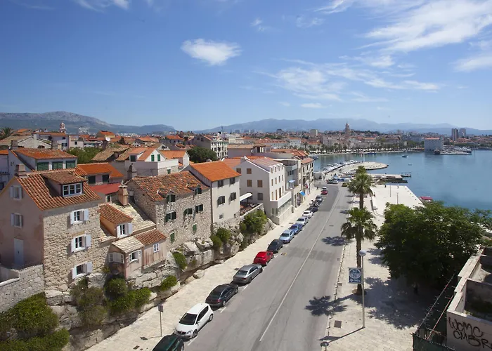 Daky Casa de hóspedes 4*