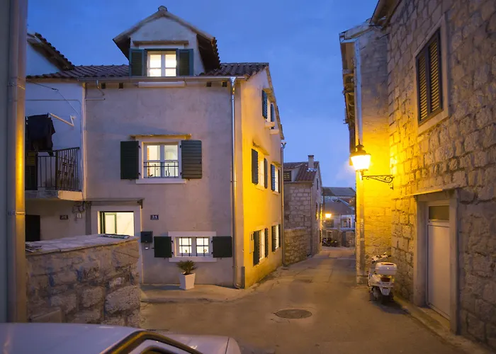 Casa de hóspedes Daky 4*